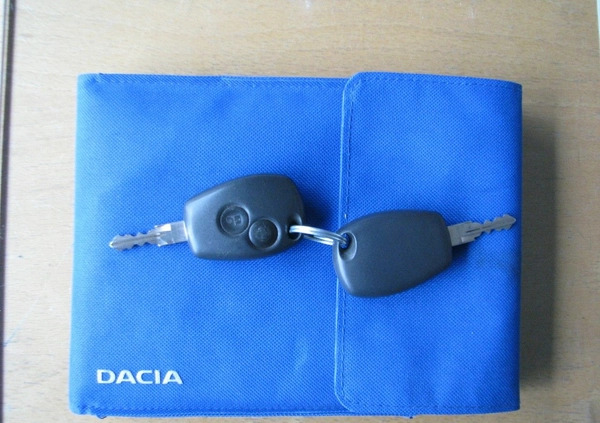 Dacia Duster cena 25900 przebieg: 142947, rok produkcji 2013 z Bytom Odrzański małe 631